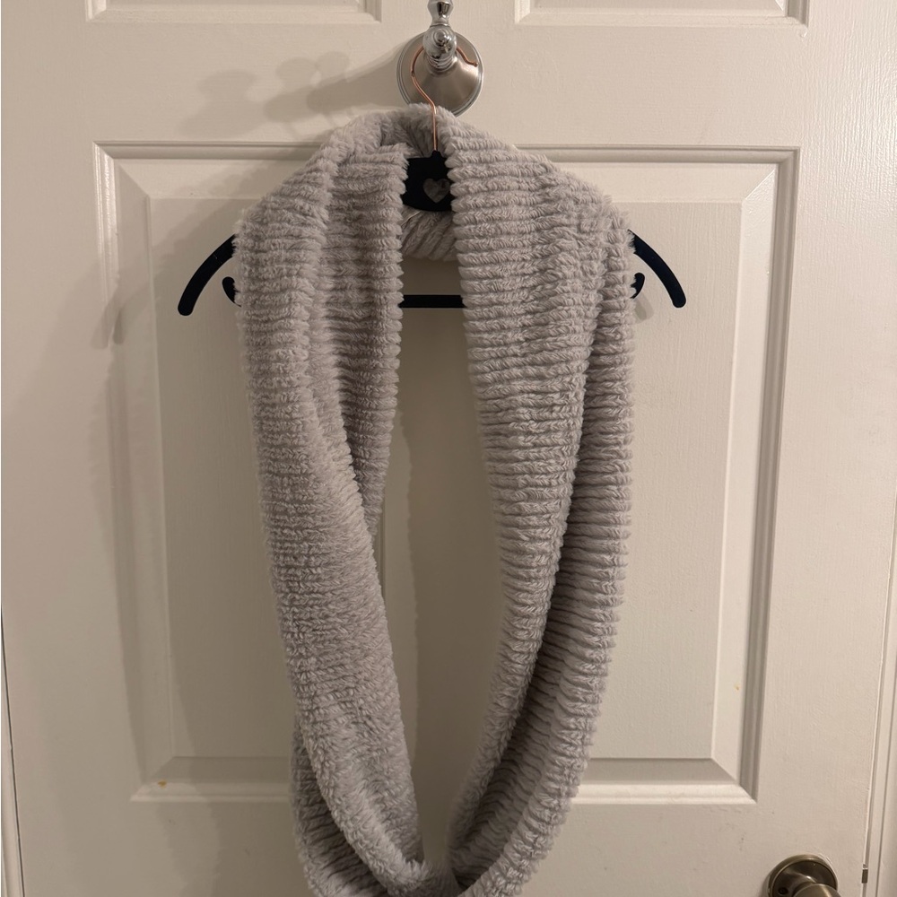 Boutique Cozy Gray Fur Infinity Scarf